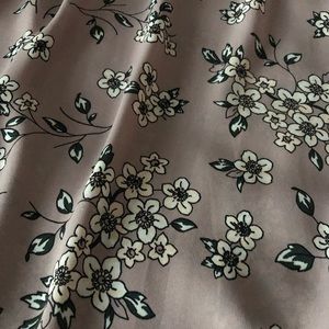 LOFT Tops - Beautiful Loft Blouse LOFT Tops - Beautiful Loft Blouse